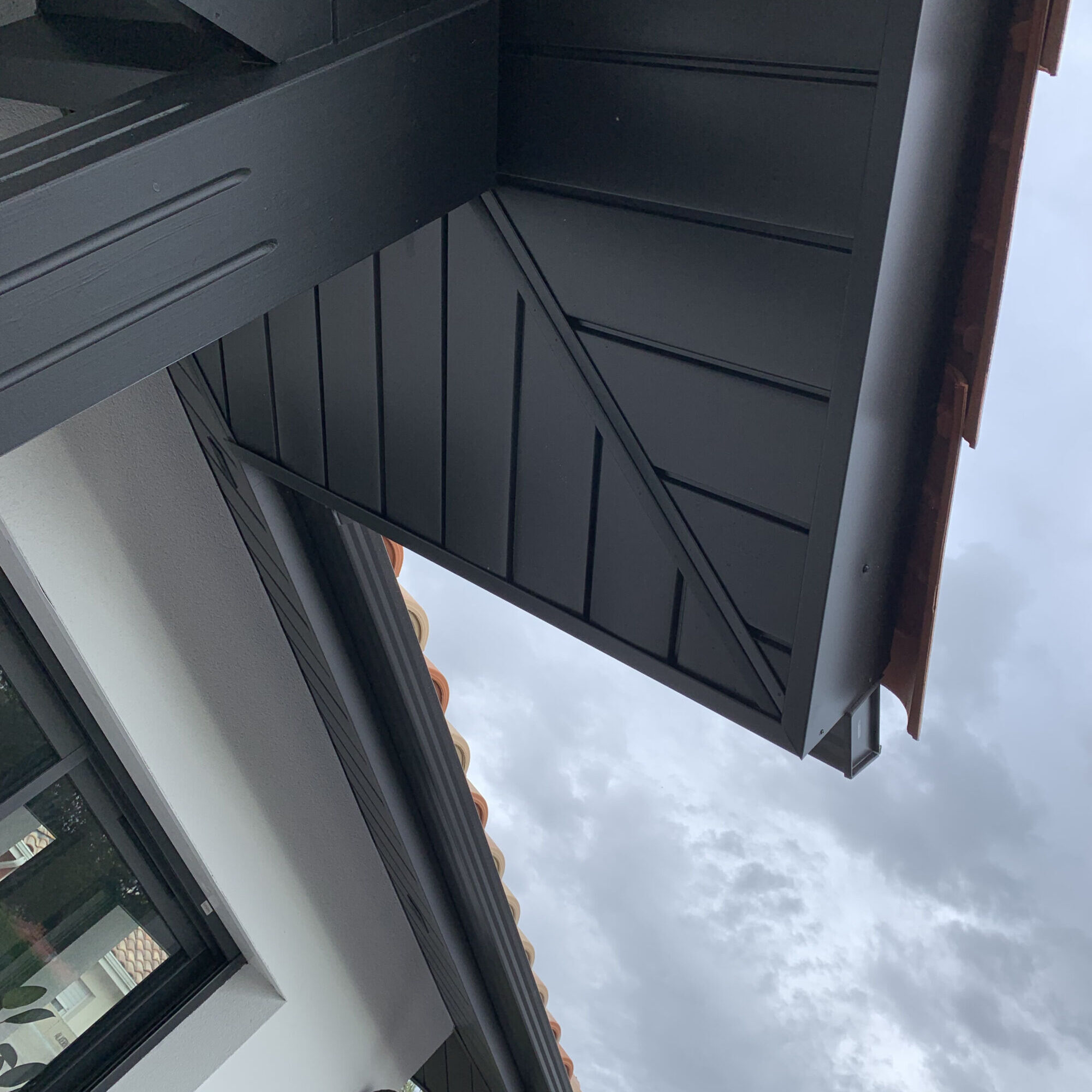 INOA ET AVANCEE DE TOIT 2021 2 2000X2000 | Alu Matos Découvrez nos services de couverture et zinguerie Bischwiller