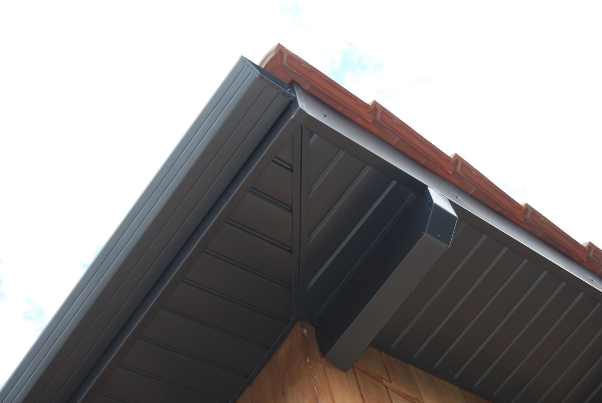 HABILLAGE DE PANNE EN ALUMINIUM DALALU | Alu Matos Fabrication et pose de gouttière en aluminium en continu près de Strasbourg et Colmar Schiltigheim 1
